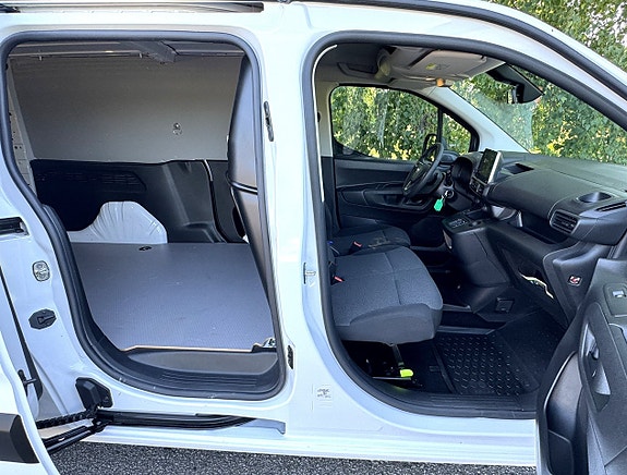 Opel Combo 6 of 24