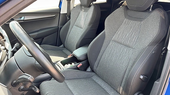 Skoda Karoq 8 of 12