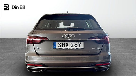 Audi A4 5 of 16