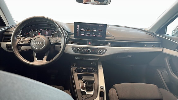 Audi A4 10 of 16