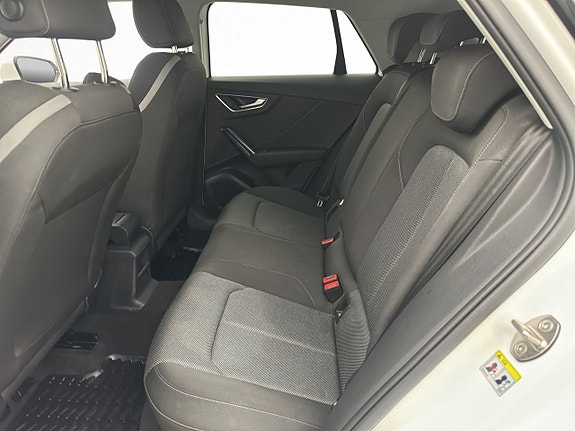Audi Q2 24 of 29