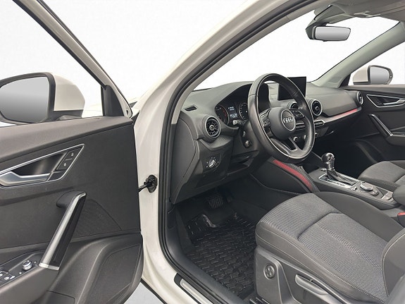 Audi Q2 10 of 29