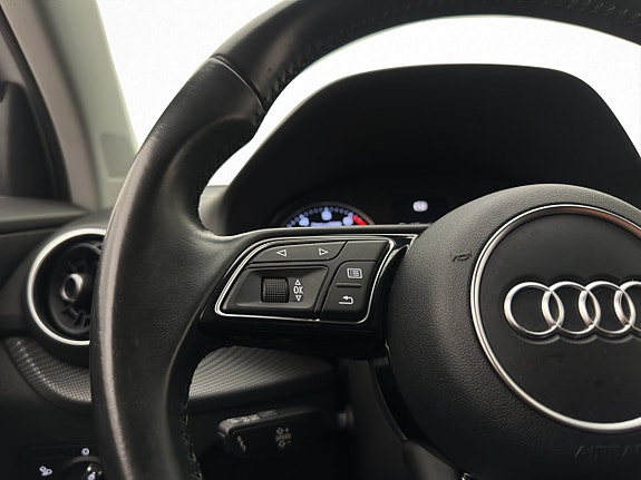 Audi Q2 15 of 29
