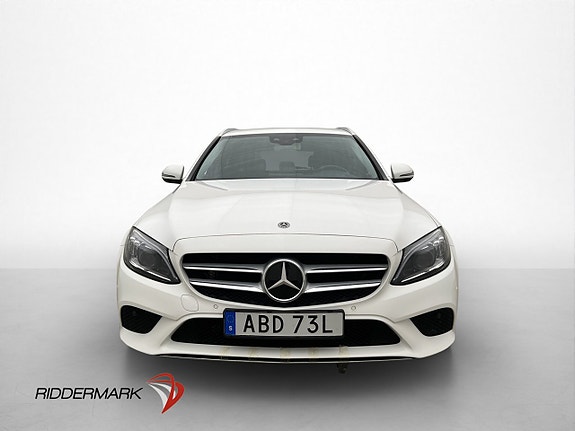 Mercedes-Benz C300 2 of 30