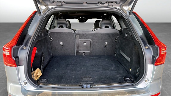 Volvo XC60 13 of 15