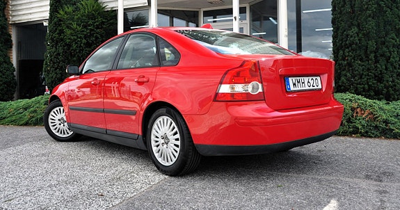 Volvo S40 4 of 9