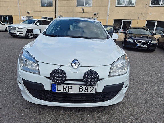 Renault Megane 2 of 19