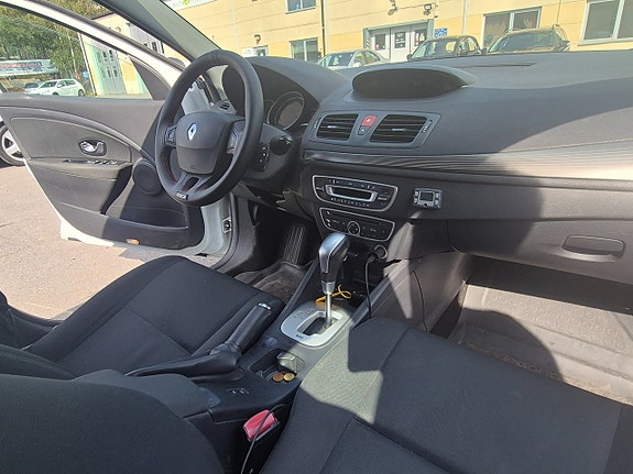Renault Megane 19 of 19