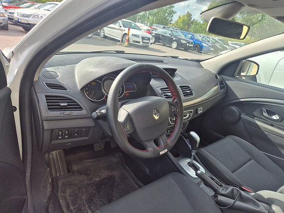 Renault Megane 16 of 19
