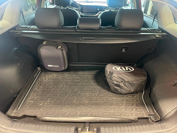 Kia Niro 8 of 24