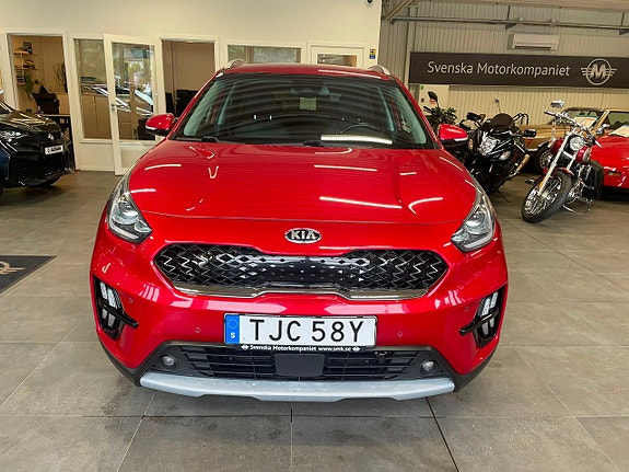 Kia Niro 2 of 24