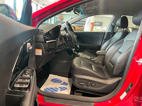 Kia Niro 11 of 24