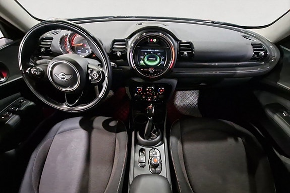 MINI Cooper 13 of 17