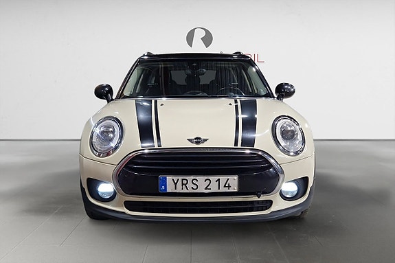 MINI Cooper 10 of 17