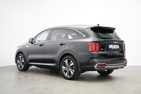 Kia Sorento 4 of 26