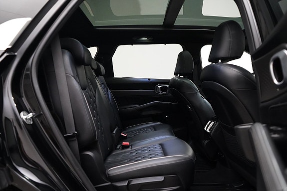 Kia Sorento 20 of 26