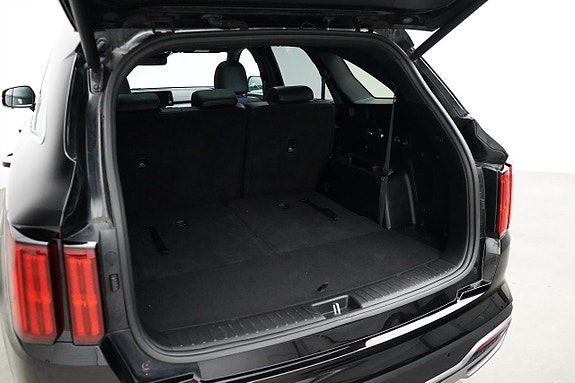 Kia Sorento 21 of 26