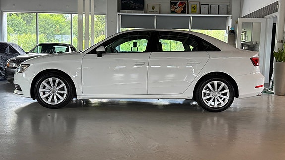 Audi A3 8 of 18