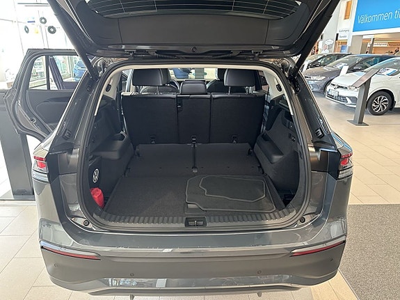 Volkswagen Tayron 6 of 8