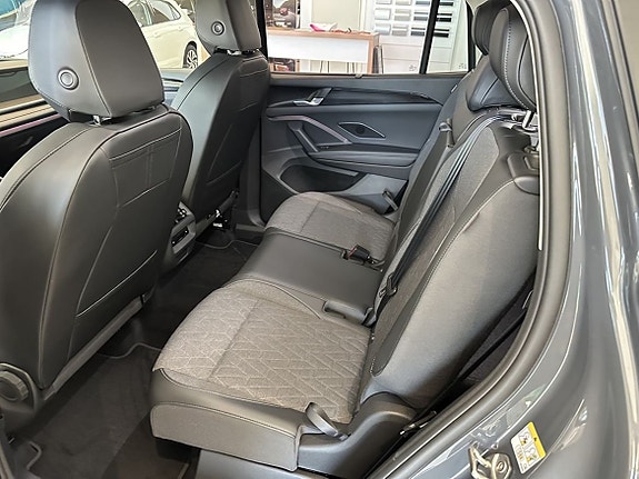 Volkswagen Tayron 5 of 8