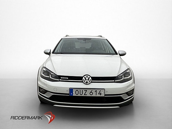 Volkswagen Golf Alltrack 2 of 30