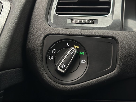 Volkswagen Golf Alltrack 15 of 30