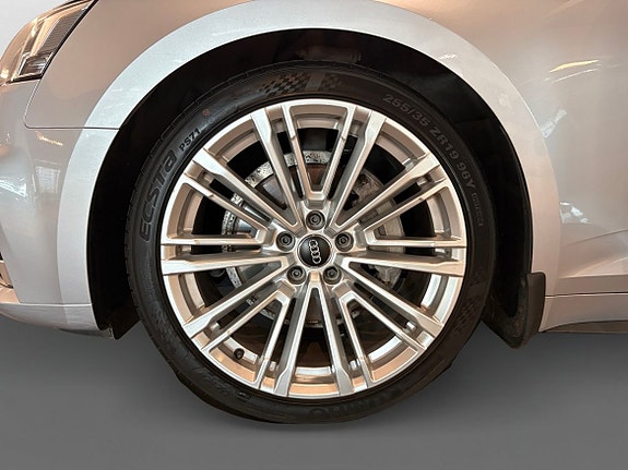 Audi A5 14 of 16