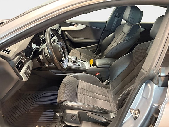 Audi A5 9 of 16