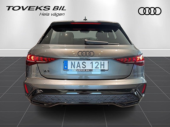 Audi A3 4 of 27