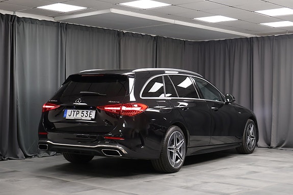 Mercedes-Benz C300 d 2 of 25