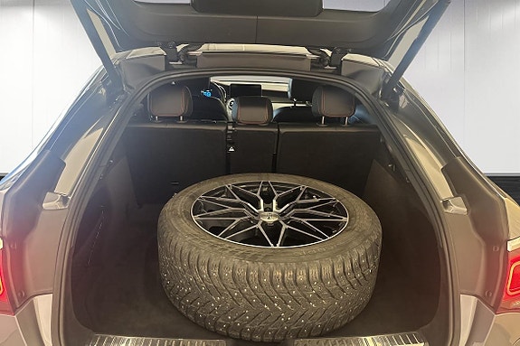 Mercedes-Benz GLC300 de 8 of 20