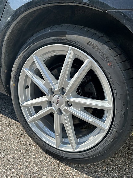 Volvo V70 16 of 18