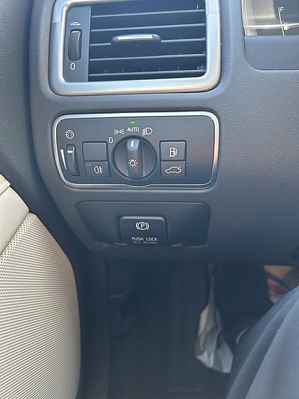 Volvo V70 10 of 18