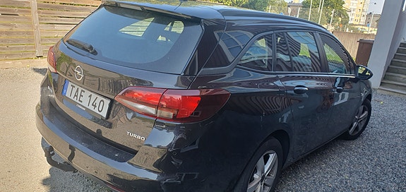 Opel Astra 3 of 6