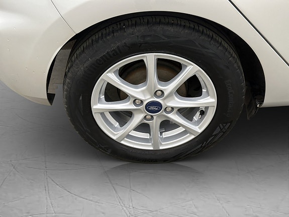 Ford Fiesta 22 of 25