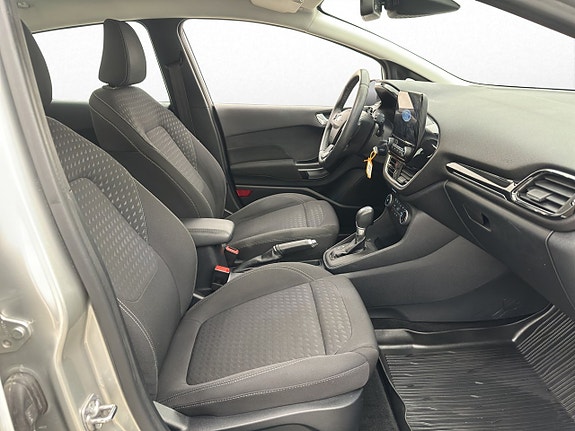 Ford Fiesta 18 of 25