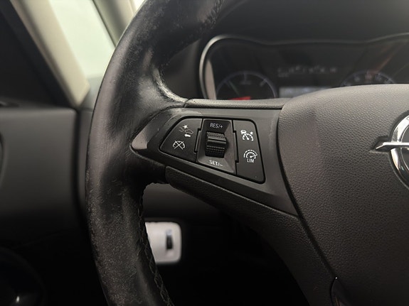 Opel Zafira Tourer 14 of 29