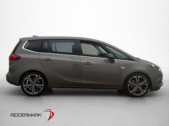 Opel Zafira Tourer 9 of 29