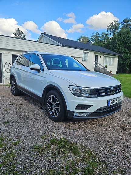 Volkswagen Tiguan 8 of 30