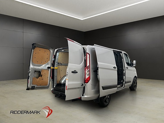 Ford Transit Custom 12 of 29