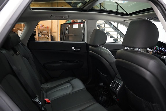 Kia Optima 27 of 29