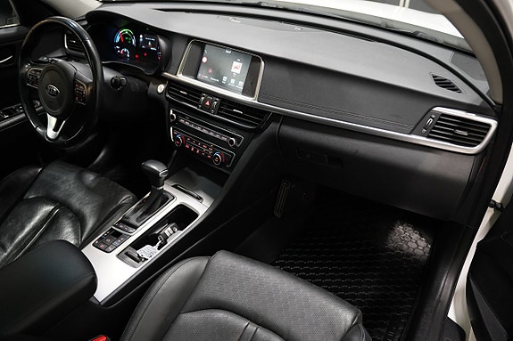 Kia Optima 12 of 29