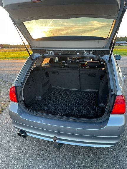 BMW 325i 6 of 15