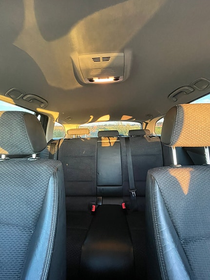 BMW 325i 13 of 15