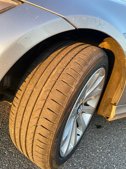 BMW 325i 5 of 15