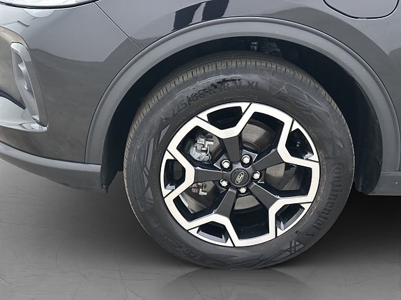 Ford Kuga 27 of 30