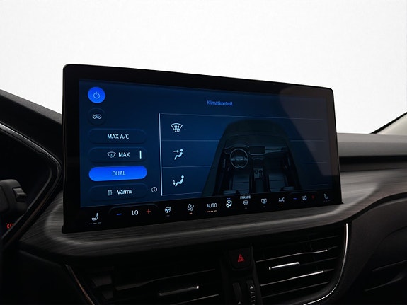 Ford Kuga 18 of 30