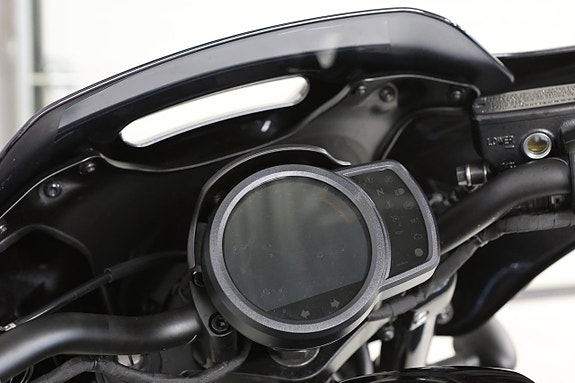 Honda CMX 1100 Tour Rebel 8 of 11
