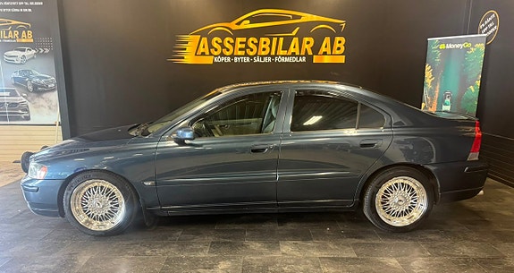Volvo S60 8 of 22