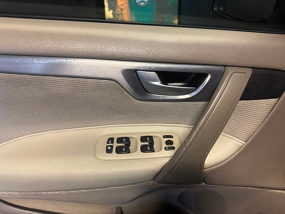 Volvo S60 15 of 22